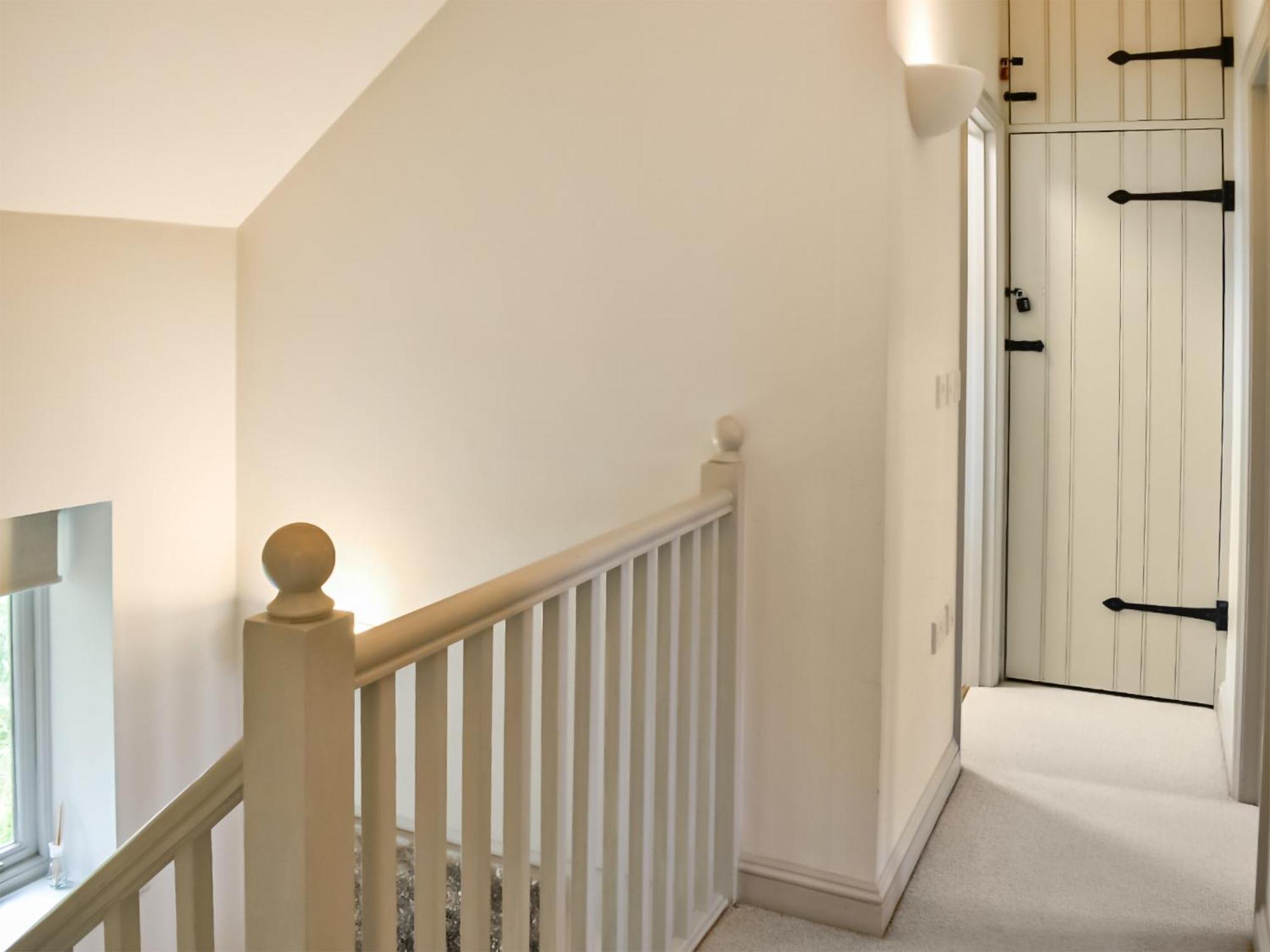 Riverview Somerford Keynes Экстерьер фото
